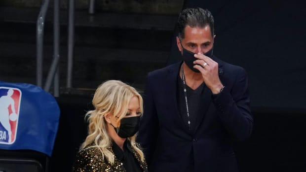 rob pelinka jeanie buss 2020